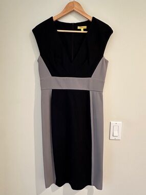 Catherine Malandrino Black and Gray V-Neck Sheath Midi Dress